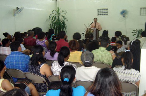 Franc Speaking at Pastors Conference